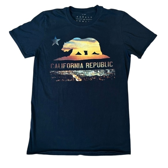 Black California Republic T Shirt 🖤 - Picture 1 of 5